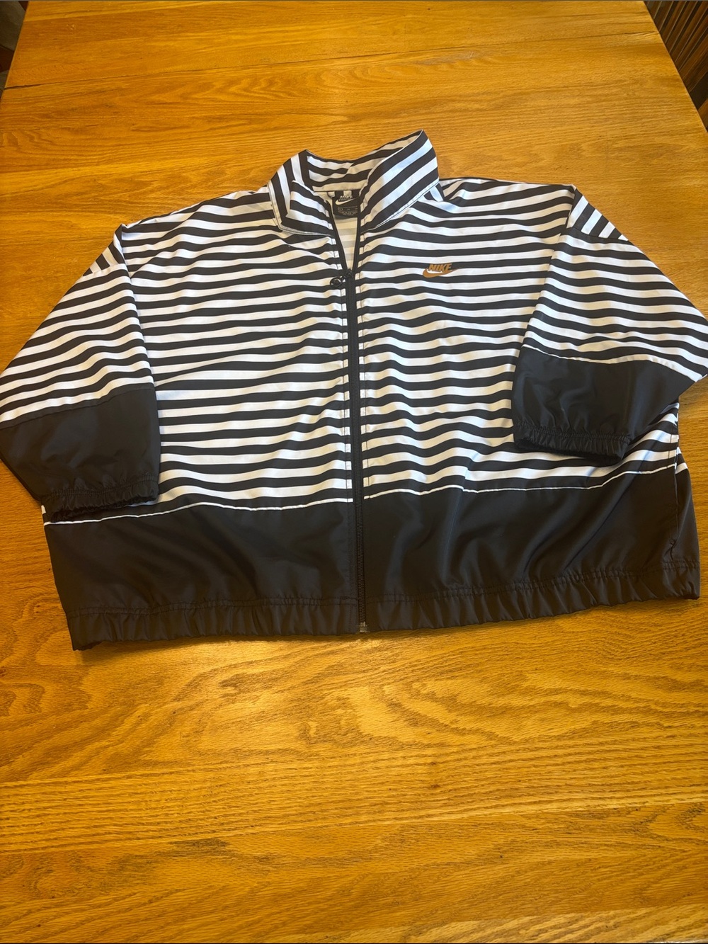 Women’s Nike Windbreaker extra large - Picture 2 of 9